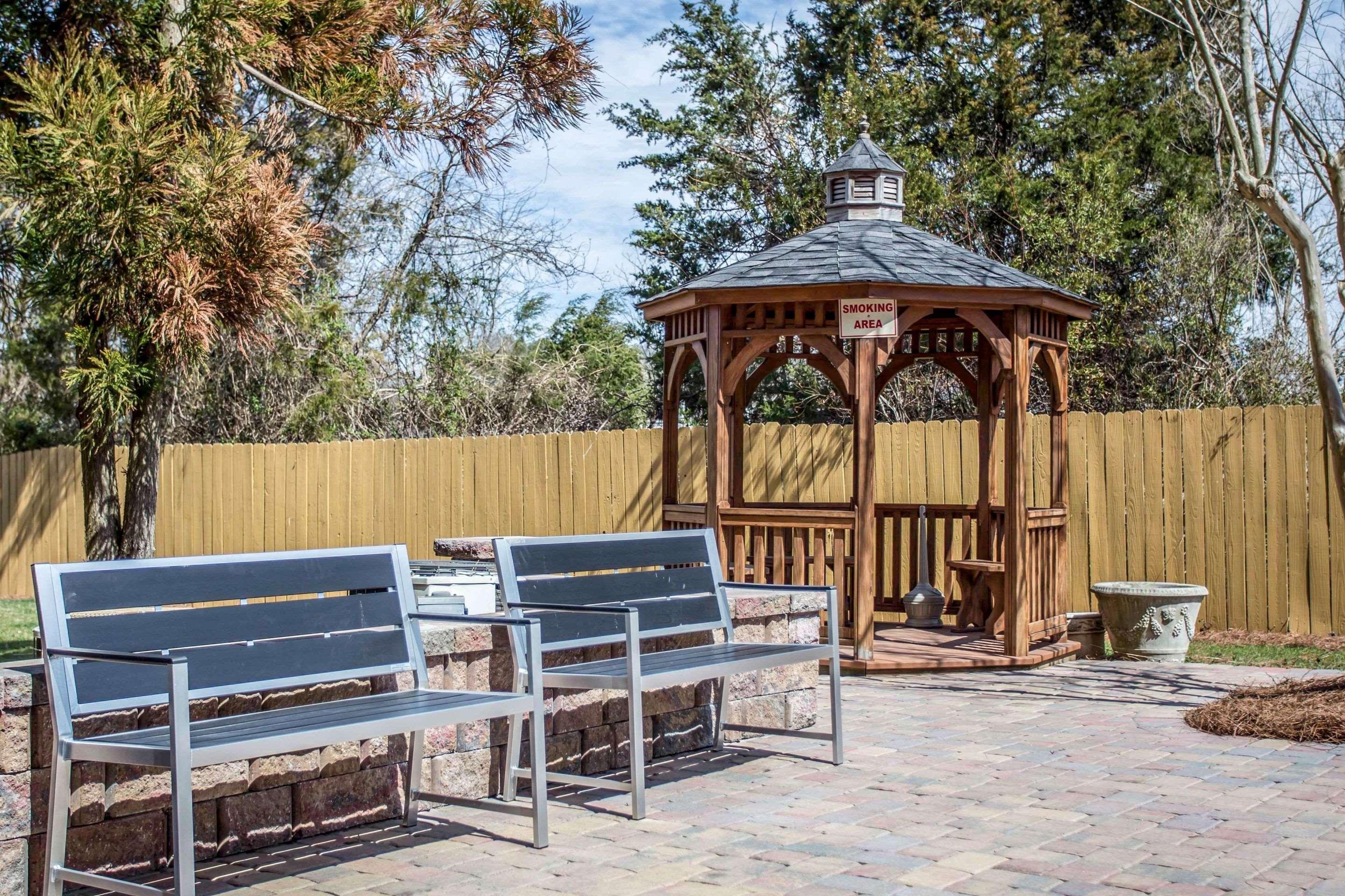 Spark By Hilton Kannapolis Bagian luar foto