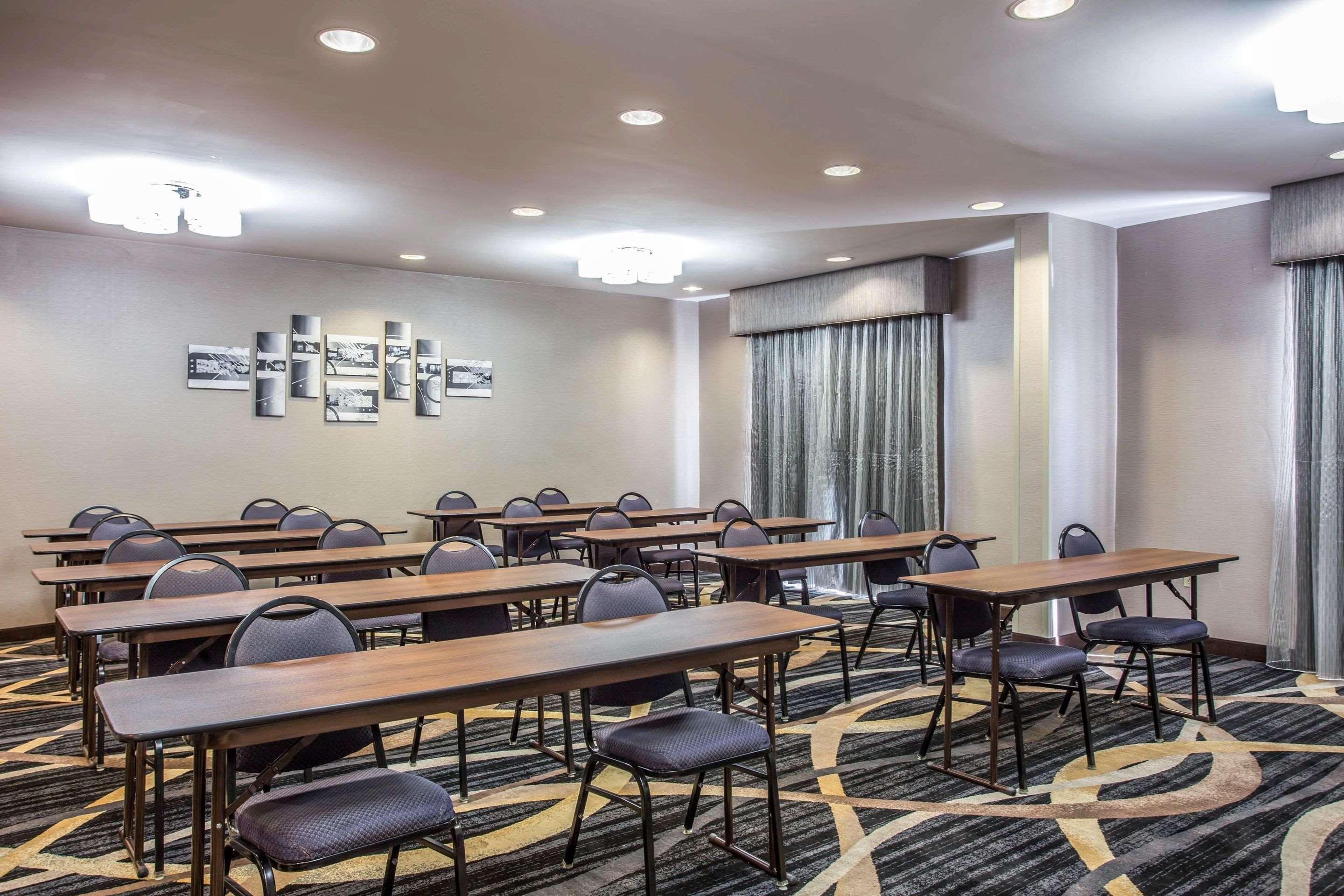 Spark By Hilton Kannapolis Bagian luar foto